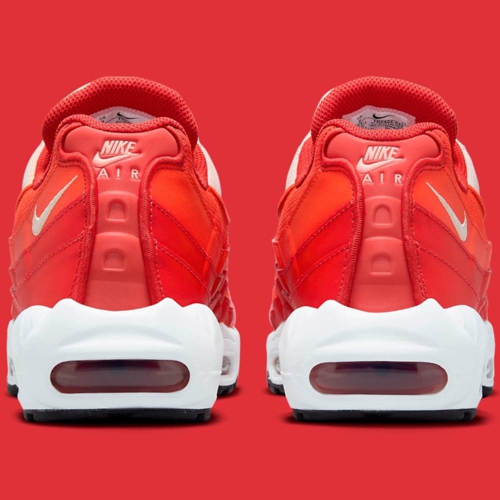 Nike Air Max 95 - Men’s 7.5 / Women 9 (No Box) - Picture 4 of 16